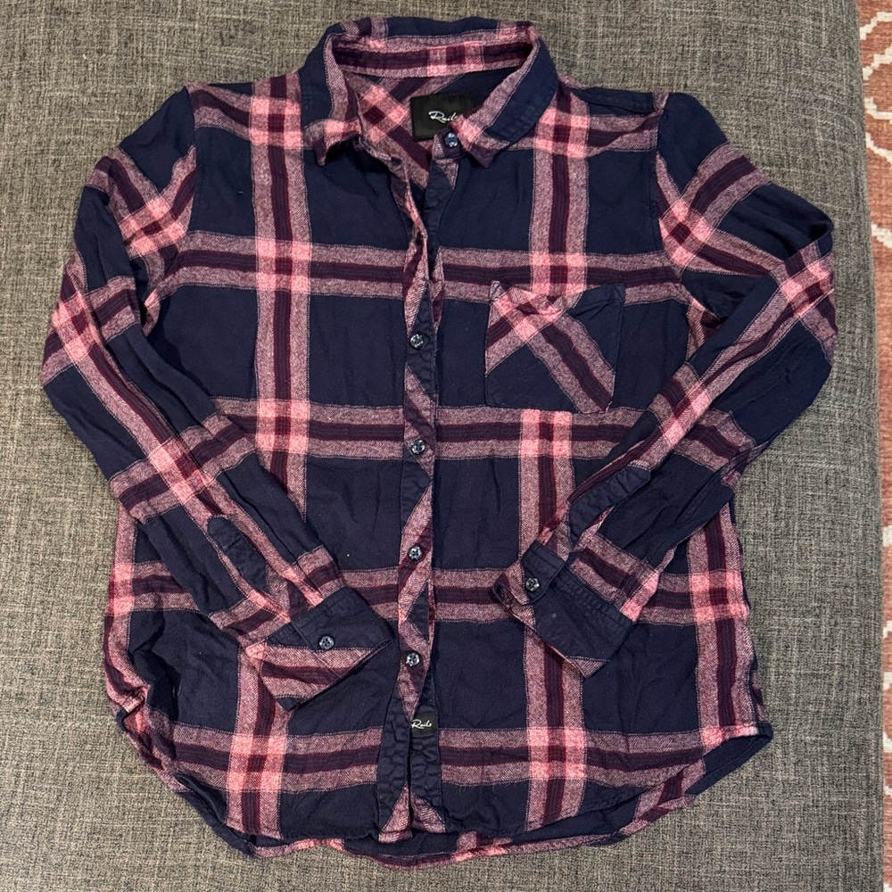 Rails Plaid Button-Up Shirt Navy & Pink – Size M